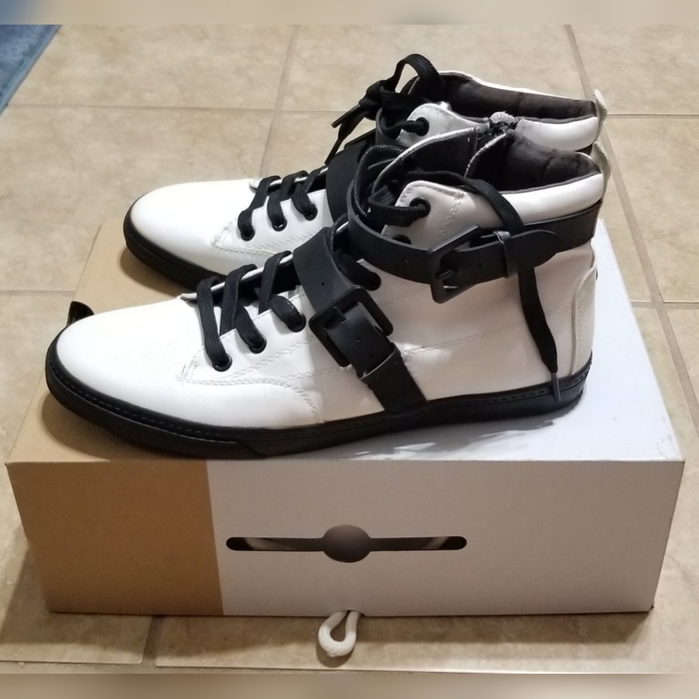 Call It Spring Landis Mens White Lace Up Casual Sneakers (US Size 9)